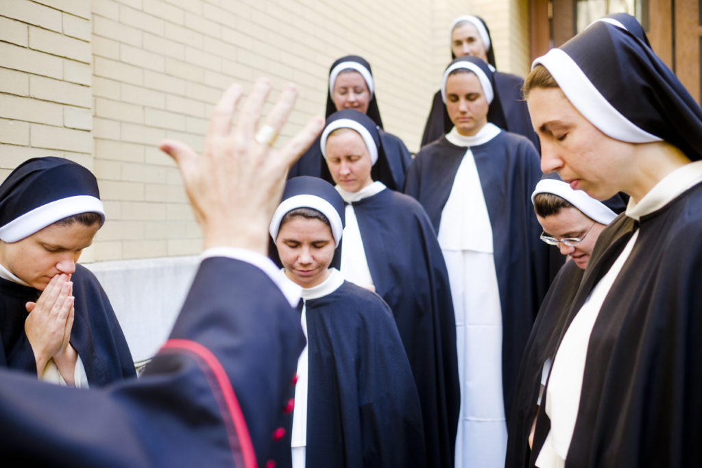 Nashville Dominican Sisters Profess Final Vows | East Tennessee Catholic