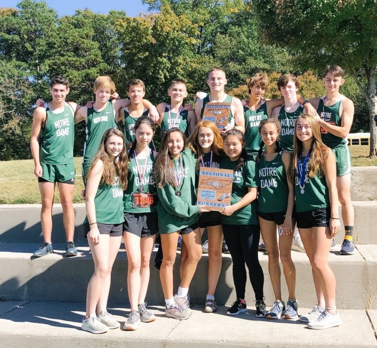 Knoxville Catholic girl wins state cross country title; KCHS, NDHS